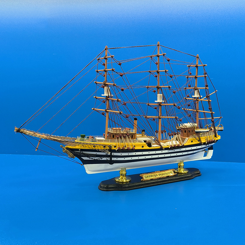 没有船帆的帆船成品模型