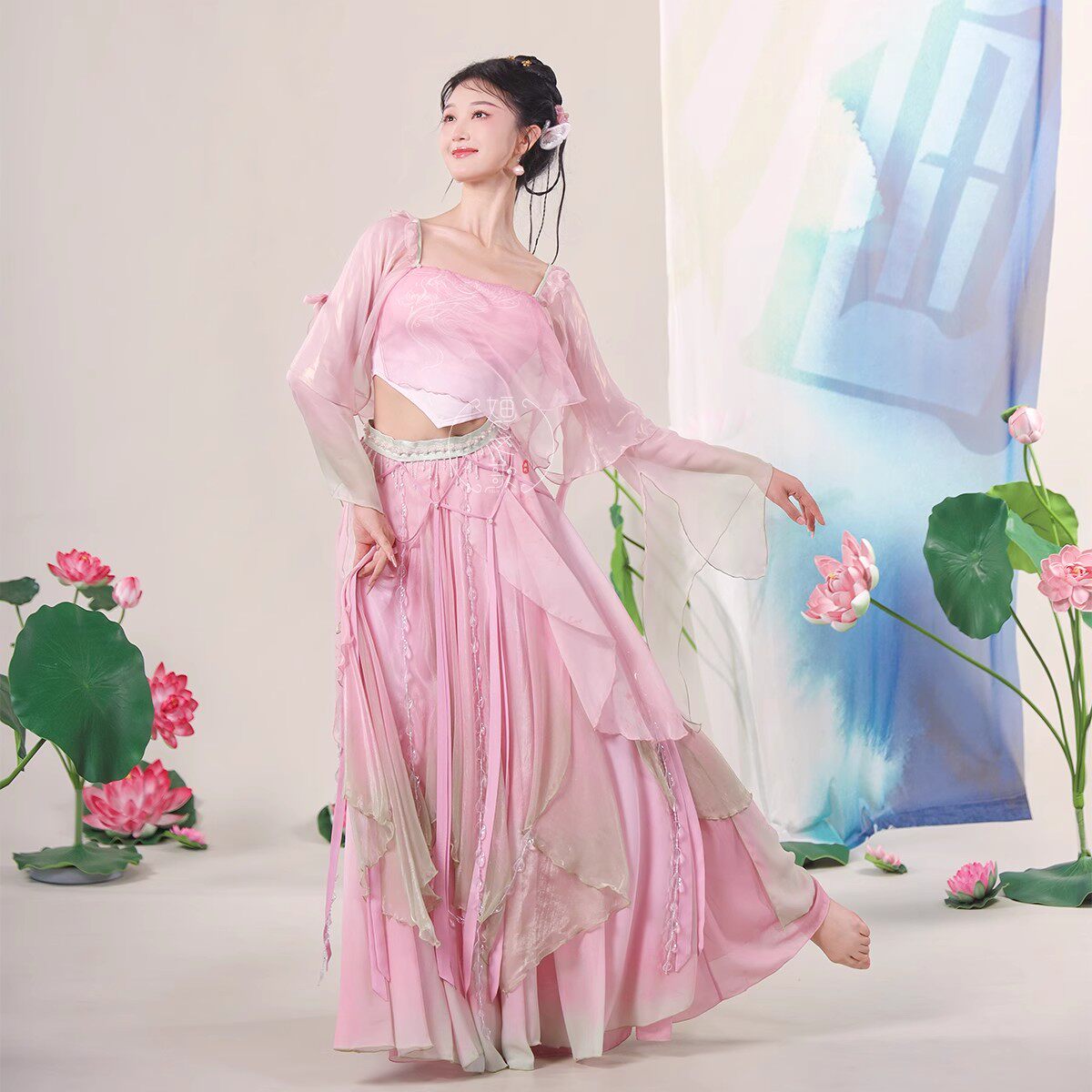 古典舞服装荷花元素国风演出服