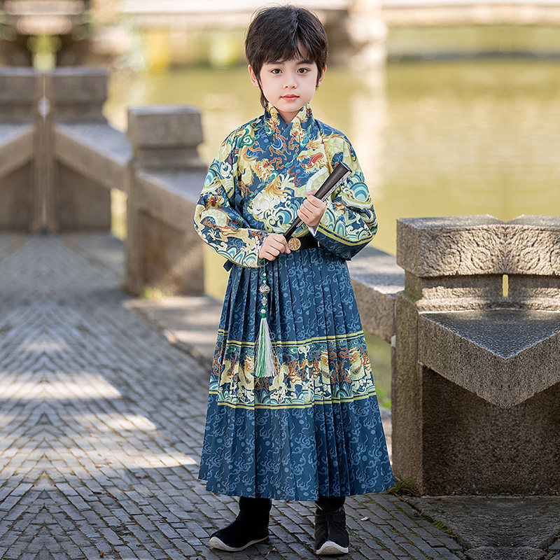 速发2025新款儿气汉服男生幼儿园小少帅古风唐装爷童明制飞鱼服锦