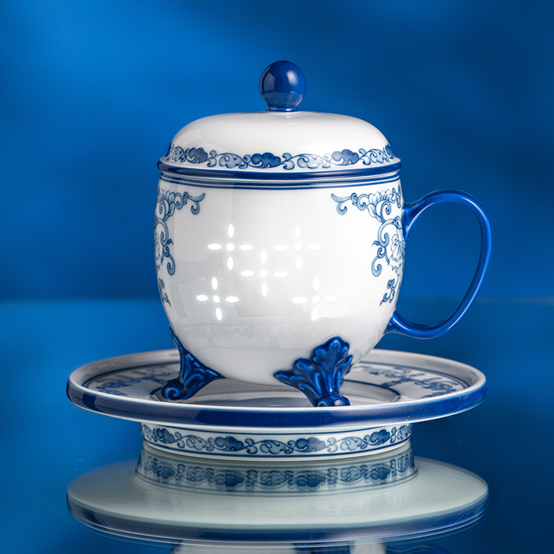 玉雪玲珑青花杯子龙珠阁陶瓷