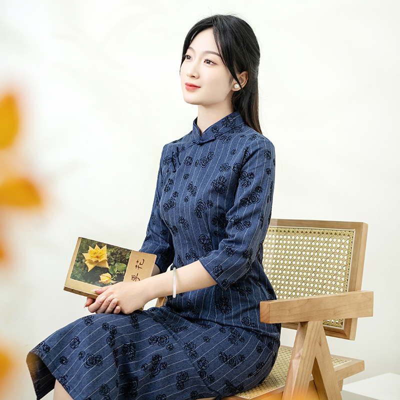 挽苏藏青色复古旗袍2025新款改良高端修身民国风连衣裙长袖小个子