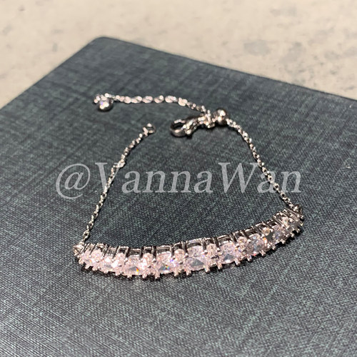VanWan 敲精致~大小多颗闪钻抽拉手链