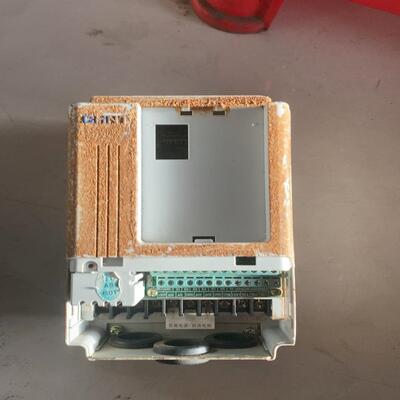 变频器正泰变频器NVF2-3.7,风机水泵型，