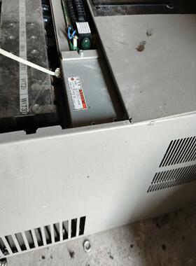日立变频器NJ600 37KW 收来就这样 模块正常 成色实