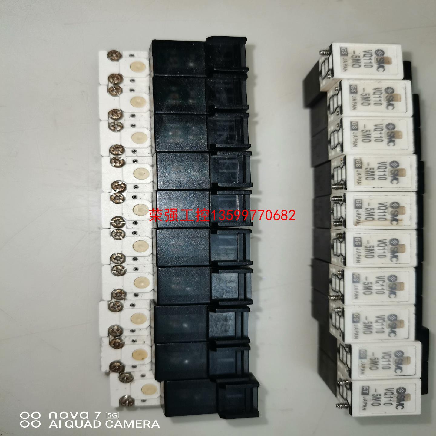 【荣强工控】SMC电磁阀  VQ110一5MO 成色新，多个，还带排缸 - 实物图
