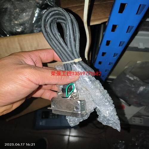 【荣强工控】库存GPIB转双15pin仪器数据线一条