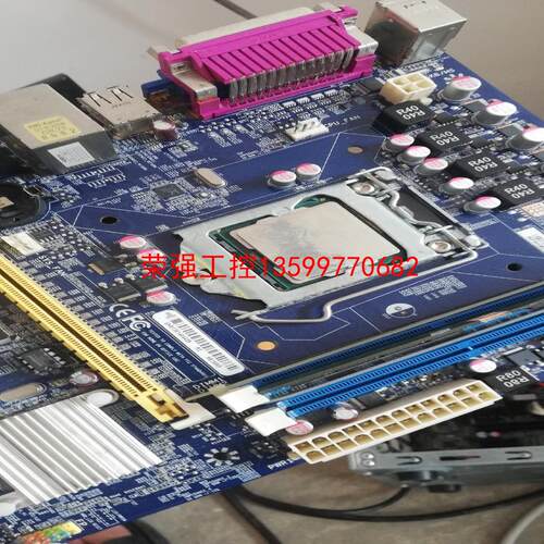 【荣强工控】富士康H61MXP，成色如图，正常开机，显卡接口