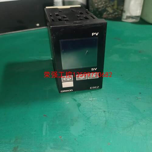 【荣强工控】Omron/欧姆龙E5EZ-Q3数字式温度控制仪，实物图