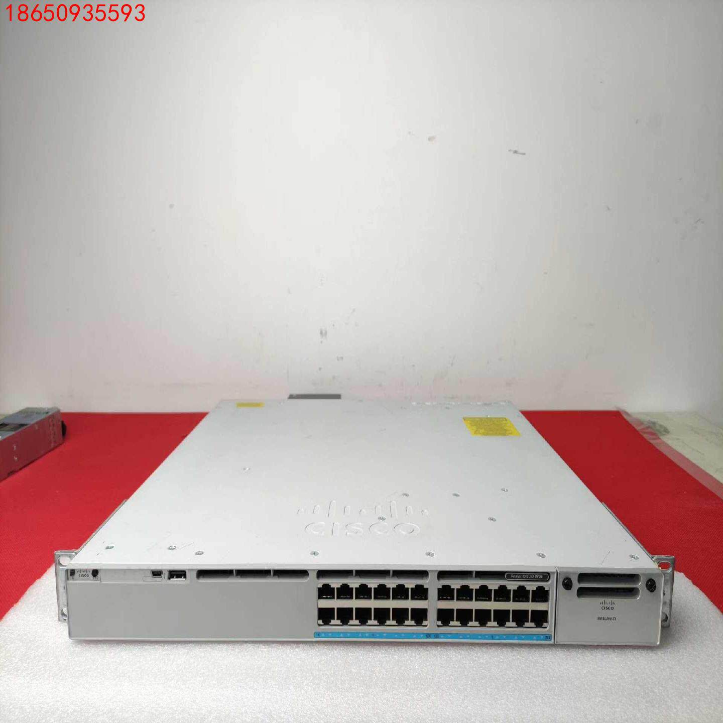 思科 C9300-24UX-A 24口万兆电口核心交换机 原