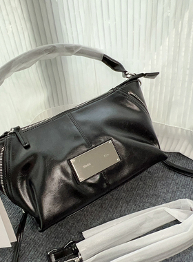 韩国品牌matin kim包包女款2025新款百搭小众单肩腋下通勤饺子包