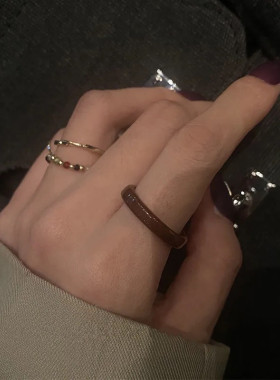 复古美拉德棕色戒指女小众设计感高级食指戒轻奢气质百搭指环