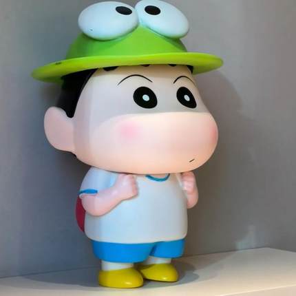 蜡笔小新手办趣味卡通可爱电竞桌面摆件客厅轻奢高档装饰品礼物女