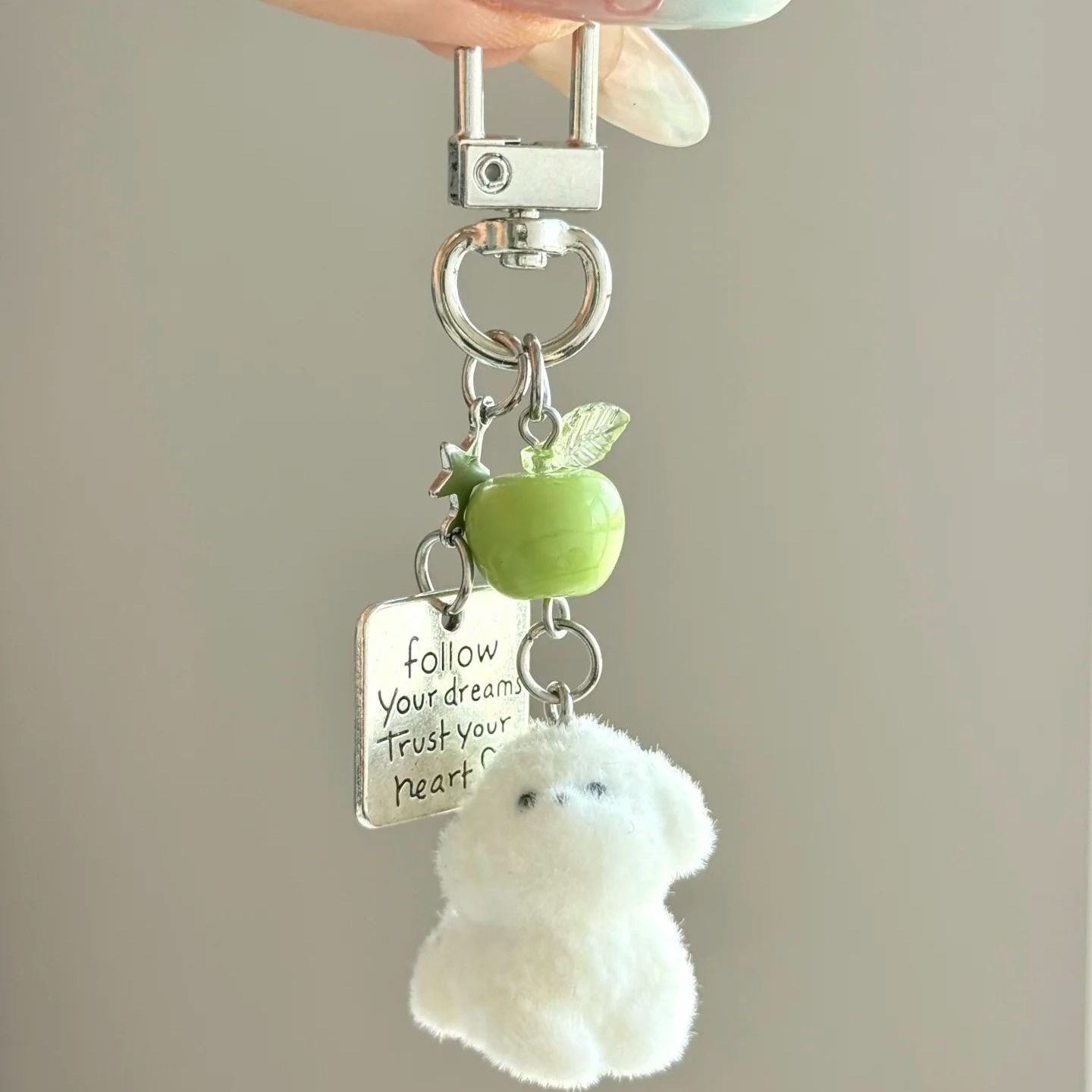 小狗清凉冰透感平果植绒小狗手机链挂件包包相机挂饰钥匙扣