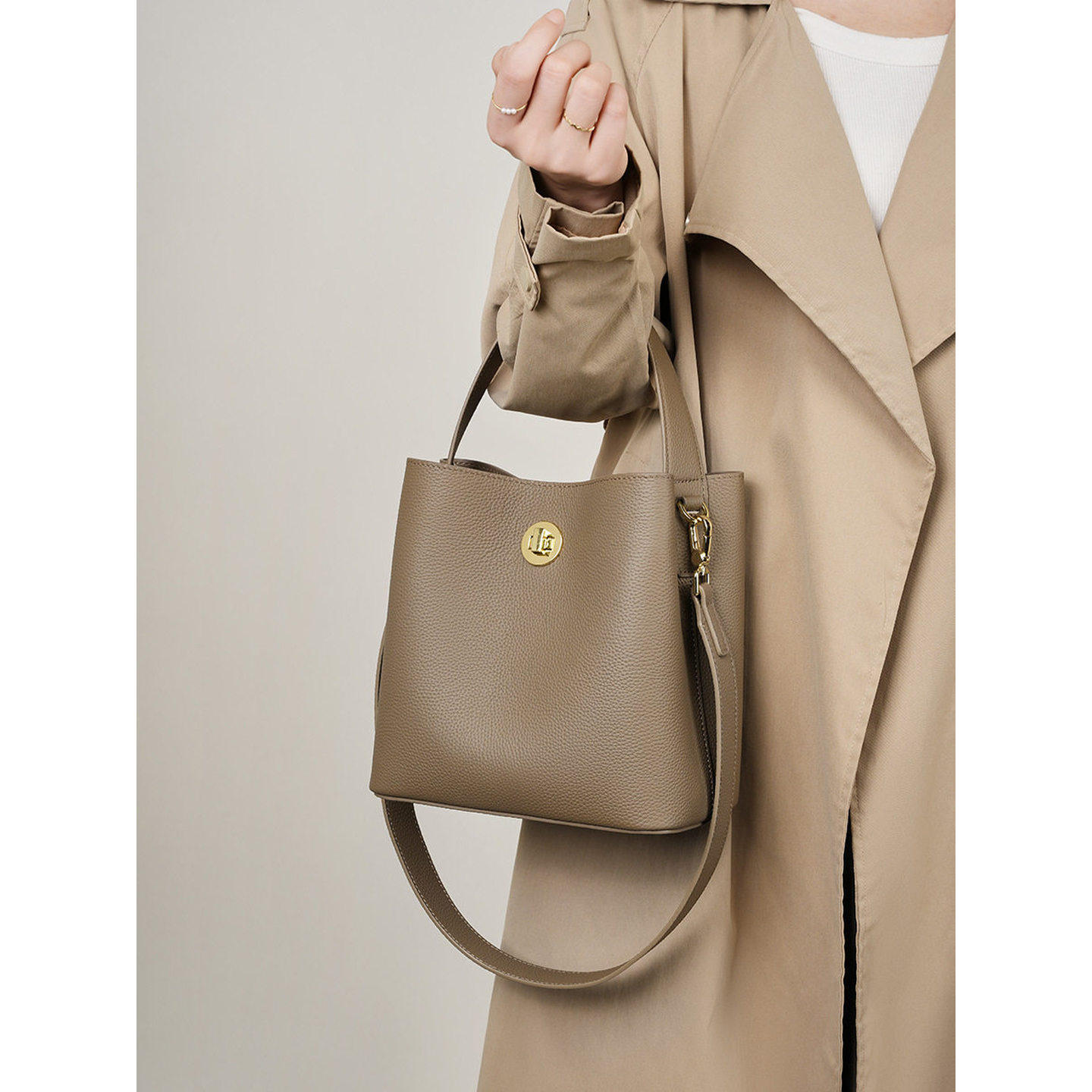 法国MK&ins包包女头层牛皮水桶包真皮单肩斜挎包大容量手提包女包