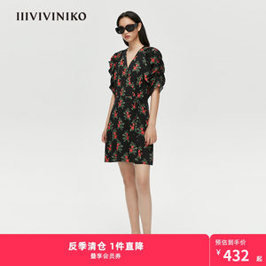 IIIVIVINIKO春夏新品复古法式收腰碎花连衣裙女M110678137C