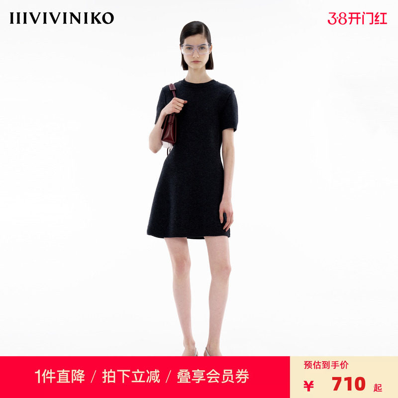 IIIVIVINIKO”美丽诺羊毛”松弛缩绒针织小A连衣裙女M411103606A