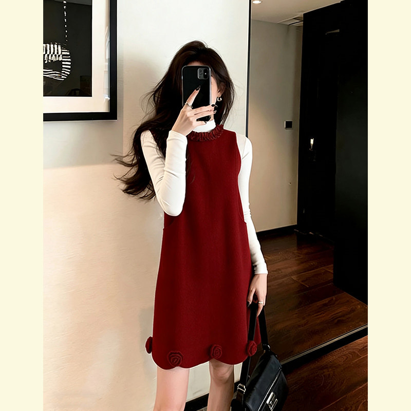 跨年氛围感穿搭小香风红色花朵毛呢背心连衣裙叠穿内搭套装女秋冬,女装/女士精品,时尚套装,淘宝优惠券,粉丝福利购,淘宝优惠卷