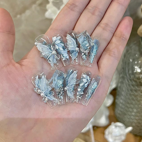 纯手工穿戴指甲美甲蝴蝶