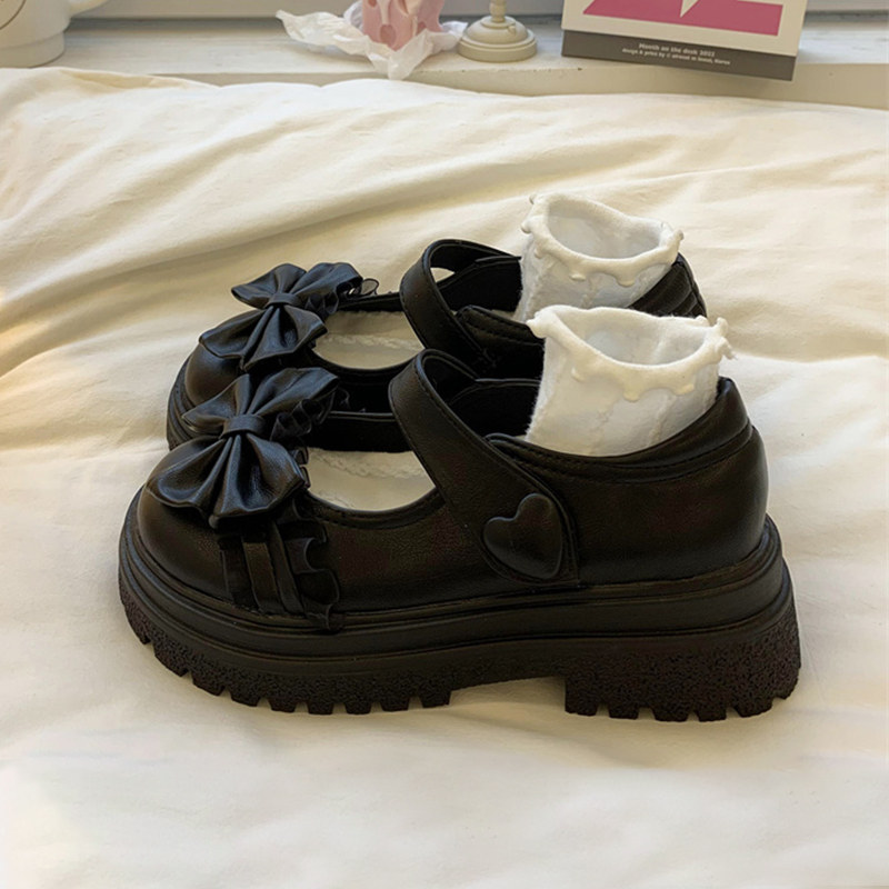 女童黑色百搭软底小皮鞋女2026新款日系洛丽塔jk浅口洋气玛丽珍鞋