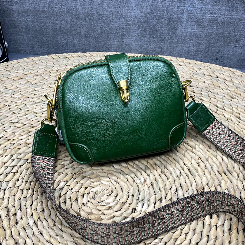 头层牛皮小方包2025新款女包复古