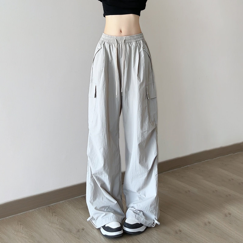 浅灰色工装裤女夏季2026新款降落伞兵裤高腰斜口袋美式爬山阔腿裤