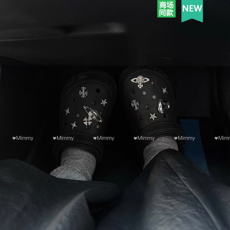 适配Crocs/Cross配件洞洞鞋配饰鞋花鞋扣装饰扣 Y2K银色失落星球