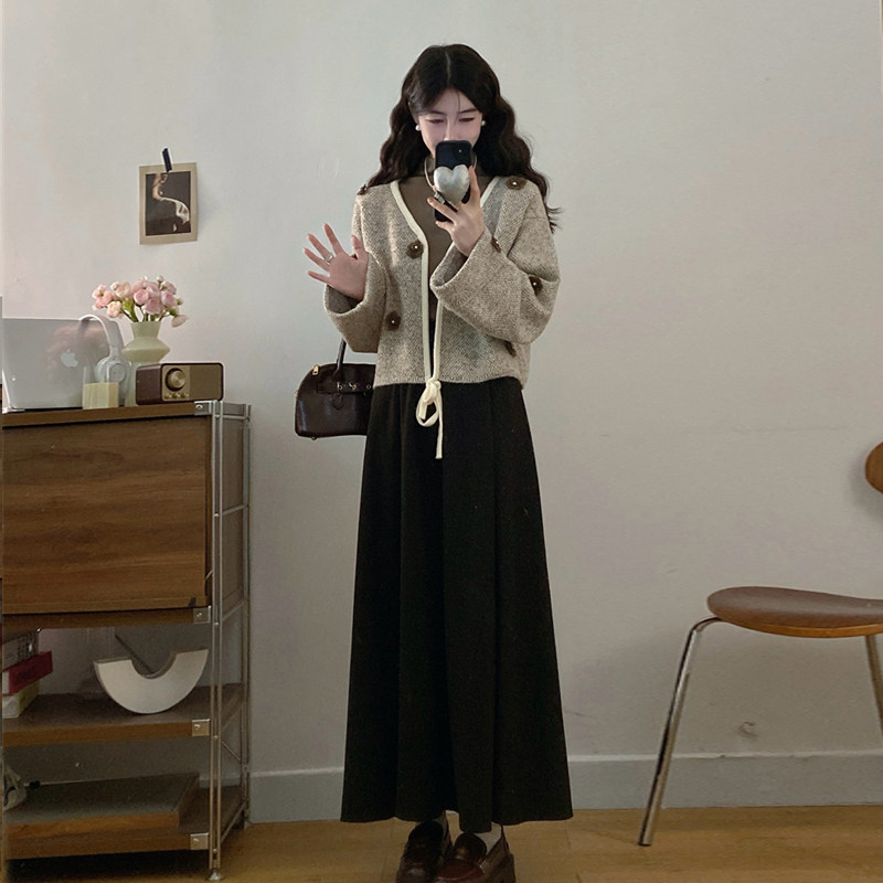 小个子套装女秋冬高级感穿搭一整套韩系立体花朵拼接两件套裙子