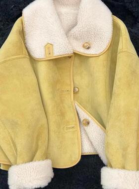 今年流行爆款羊羔毛高级感小香风2025冬季黄色翻领加厚保暖外套女