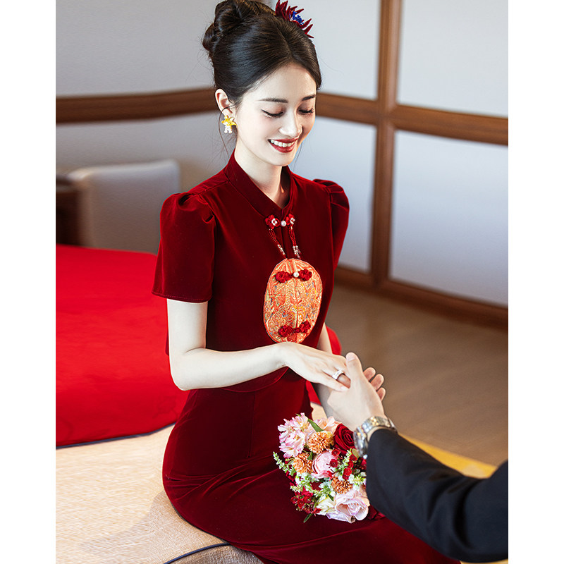 速发红色敬感服新娘旗酒小个子订婚礼服裙新中式结婚套装高级袍丝