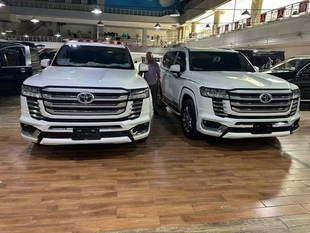 适用于丰田LC300小包围带漆蒙娜丽莎前唇后唇轮眉无损安装升级