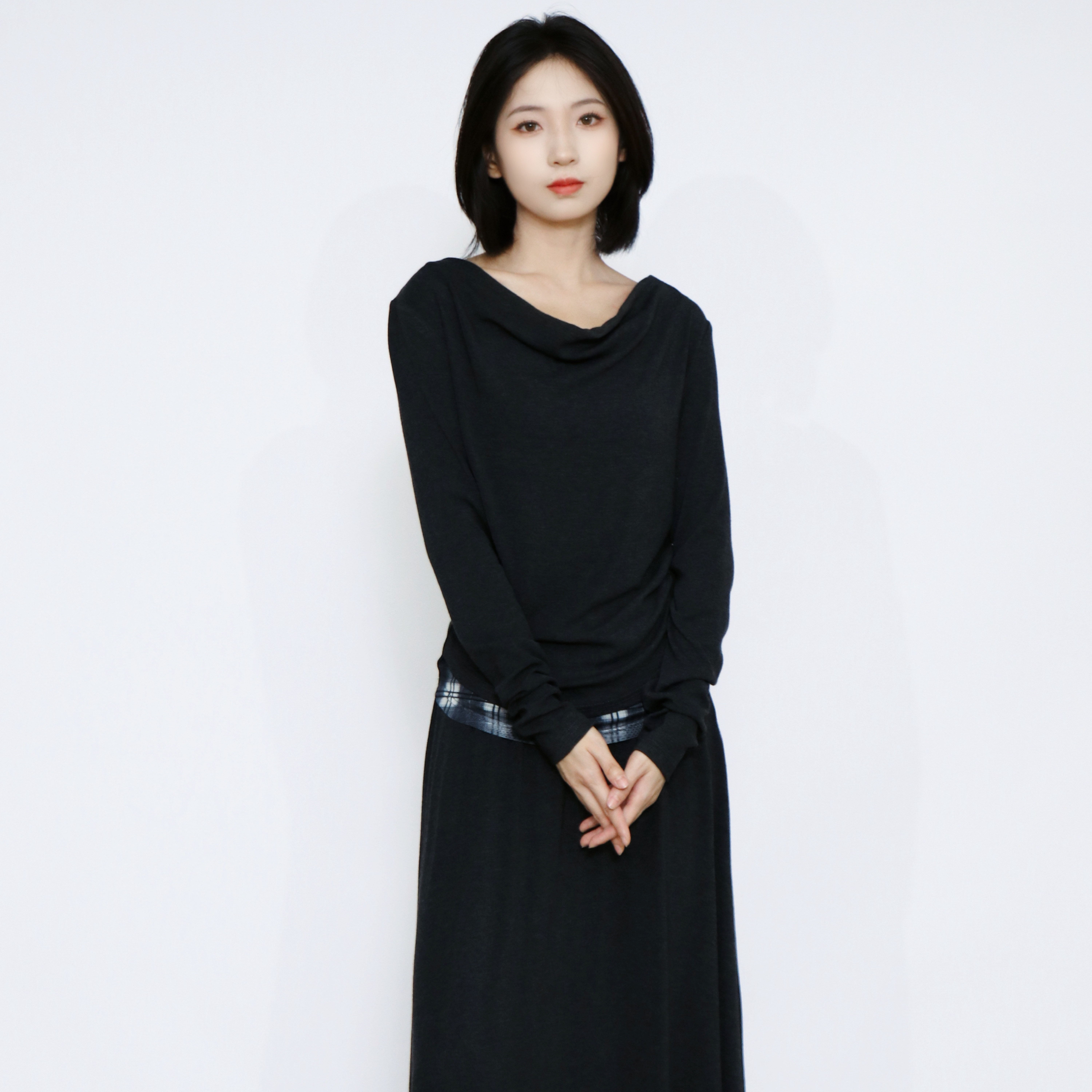 PATAVINITY休闲时尚套装假两件挂脖上衣女秋季半身裙小众两件套