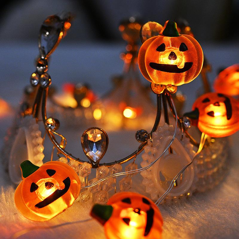Halloween LED jack-o-lanterns