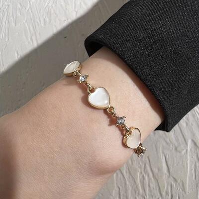 Love bracelet girl 猫眼石爱心手錬女覆古抽拉式可调节手环女