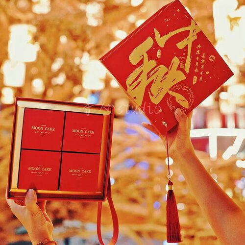 速发202年中秋月饼包装盒烫金礼盒国风流苏款流心冰皮蛋黄酥盒空