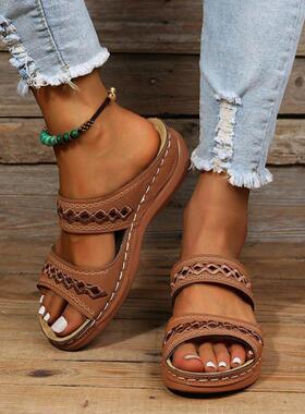 Slope heel women