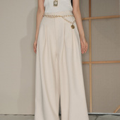 2025年休闲显瘦女慵懒 DUO压褶米白色直筒宽松西裤 现货 OLIVIA