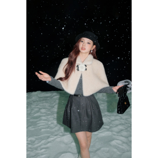 新款 DUO仿皮草披肩2025冬季 OLIVIA 千金百搭毛绒保暖披肩 现货