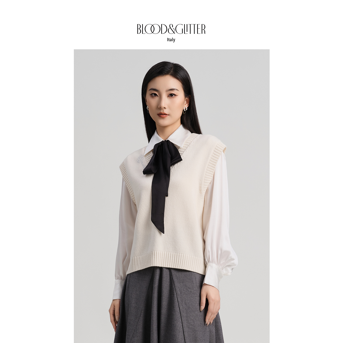 羊毛叠穿烫钻V领气质针织马甲