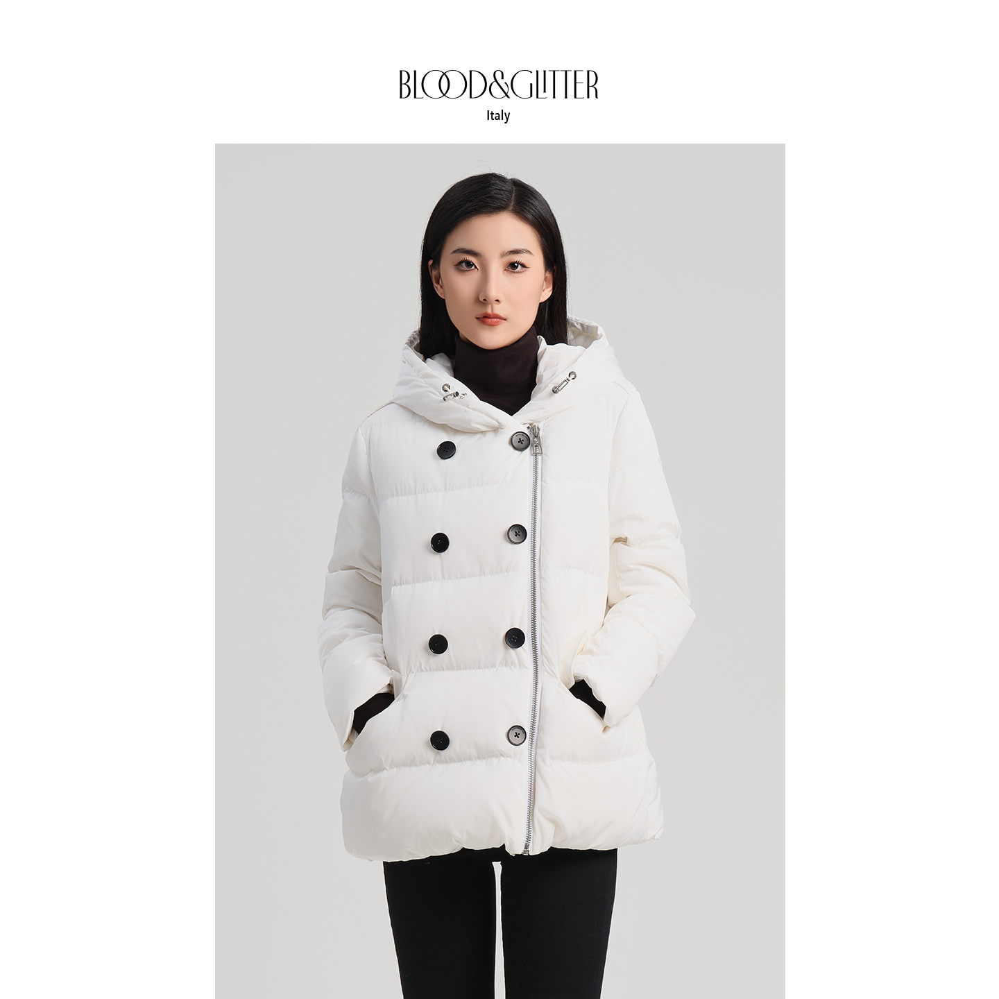 90白鹅绒连帽羽绒服撞色双排扣