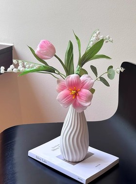 ins郁金香假花仿真花手工花束家居客厅装饰花艺餐桌花瓶插花摆件