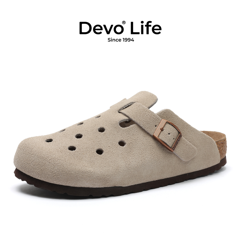 时尚洞洞鞋平跟Devo可爱女生
