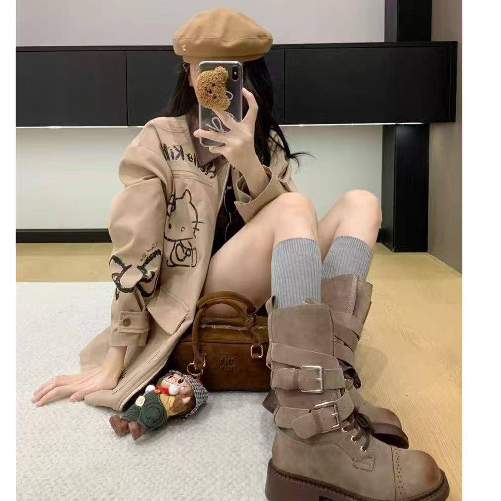 0901【娜娜上新】幂姐同款！巴恩风kt涂鸦风衣外套 不褪不换