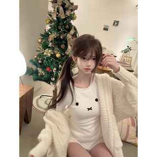 可爱米菲兔印花白色长袖t恤女秋冬新款修身收腰保暖内搭打底上衣