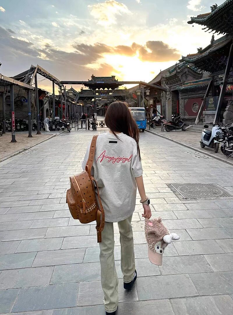 国潮牌高街复古字母短袖t恤女夏季宽松设计感小众oversize上衣潮