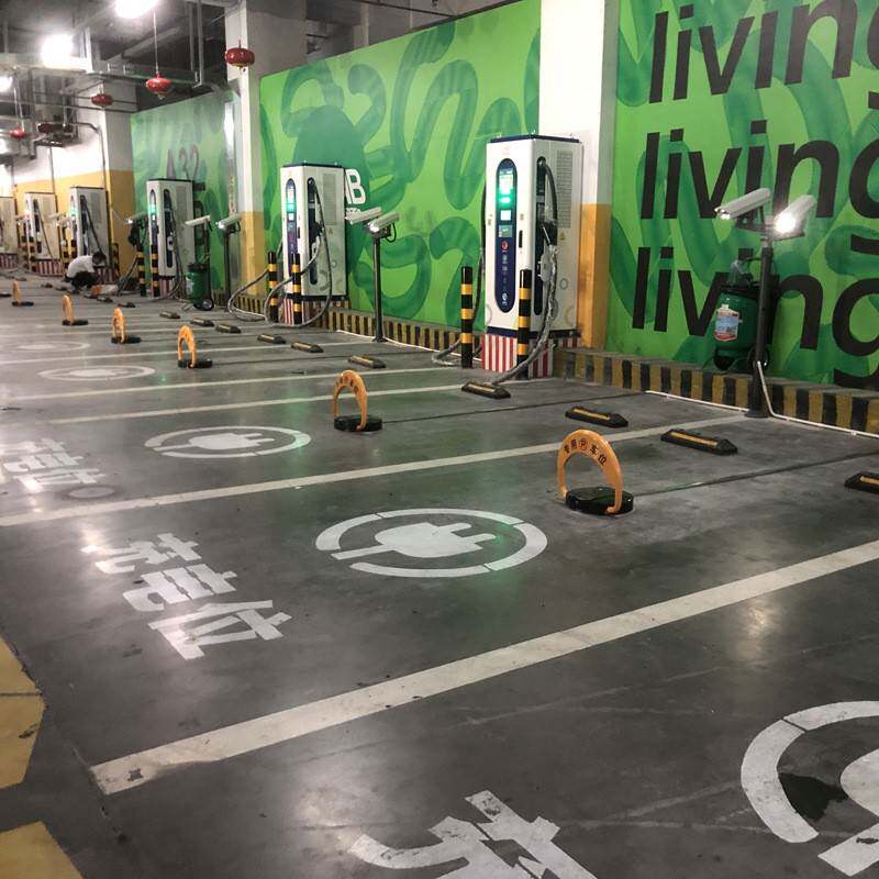 电车充电桩防油车占位收费手机扫码收费4G车位锁