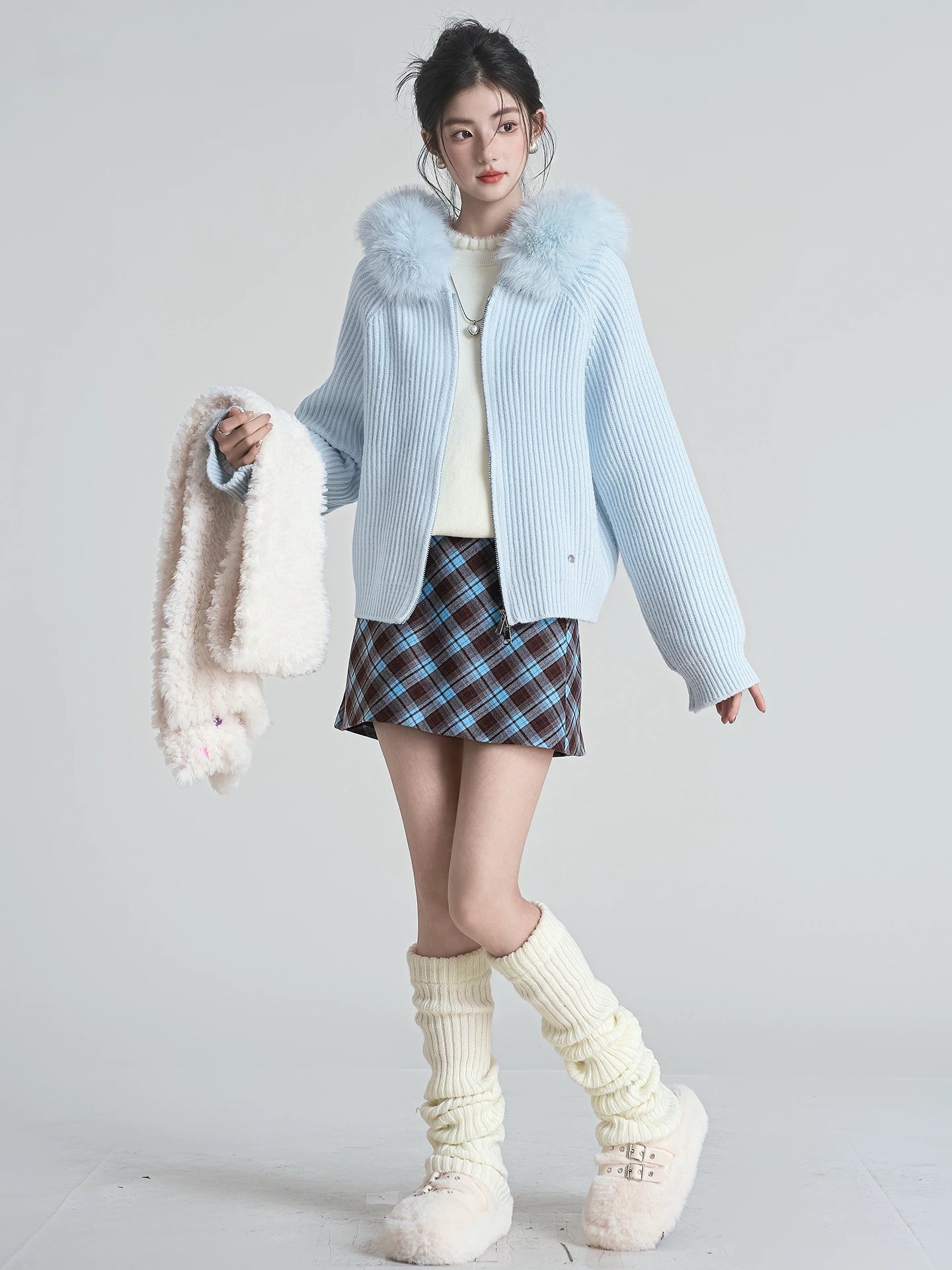 2025秋冬大毛领拼接连帽针织开衫女慵懒风双拉链毛衣外套