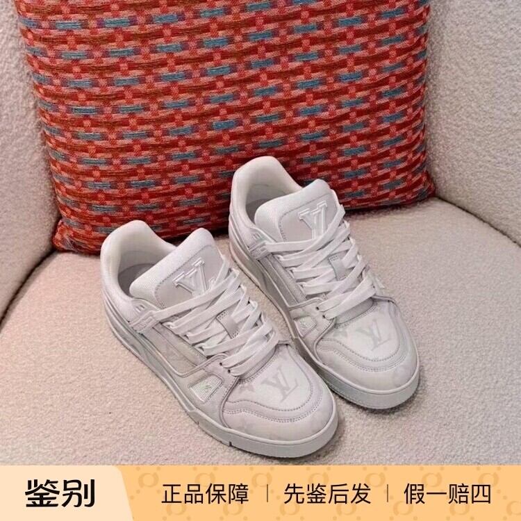 路易威登2026新款女帆布板鞋