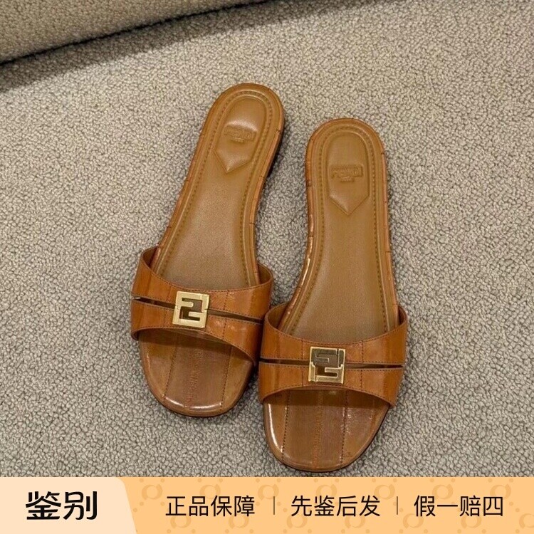 FENDI2026新款女鱼皮一字凉拖