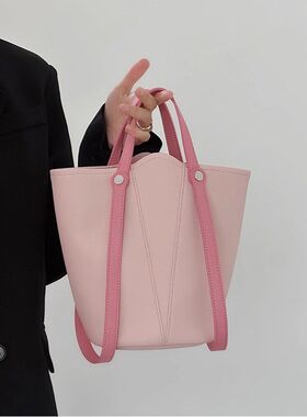 高级感小众包包女2024新款时尚百搭大容量手提单肩水桶包斜跨女包