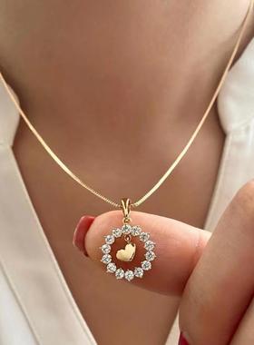 Pendant collarbone chain hollowed out necklace neck chain